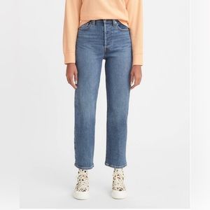 Levi’s Ribcage Straight Ankle Women’s Size 31